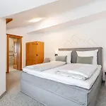 Holiday home Schreder Xl *