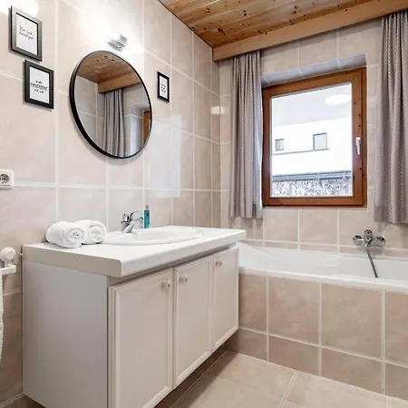 Schreder Xl كيرشبرغ ان تيرول